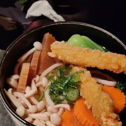 Inari Asian Bistro - Undon Soup w/shrimp tempura