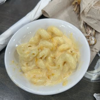 Buttermilks Southern Eatery - Mac n cheese - American Near Me - Whiteville, North Carolina