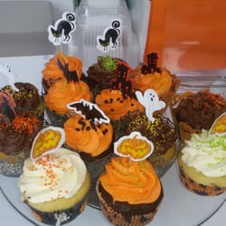 De Pure Markt - Halloween Cupcakes from American Baking Company.