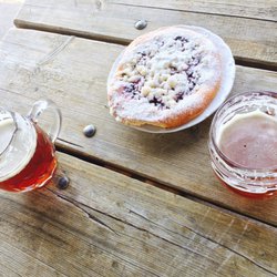 Restaurace a bufet Labská bouda - IPA, polotmavé a koláč borůvkový od včera