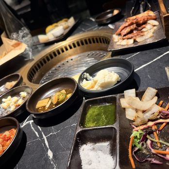 350 ATELIER - Dining table w/ sides. - Korean Near Me - North Hollywood, California