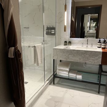 the DOUGLAS, Autograph Collection - Hotels Near Me - Vancouver, British Columbia the DOUGLAS, Autograph Collection - Hotels Near Me - Vancouver, British Columbia