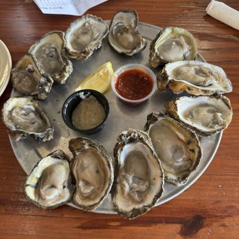 Peg Leg Pete's - Seafood Near Me - Pensacola Beach, Florida