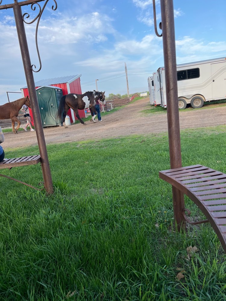 Sunnyside Stables - equestrian in Rosemount, MN