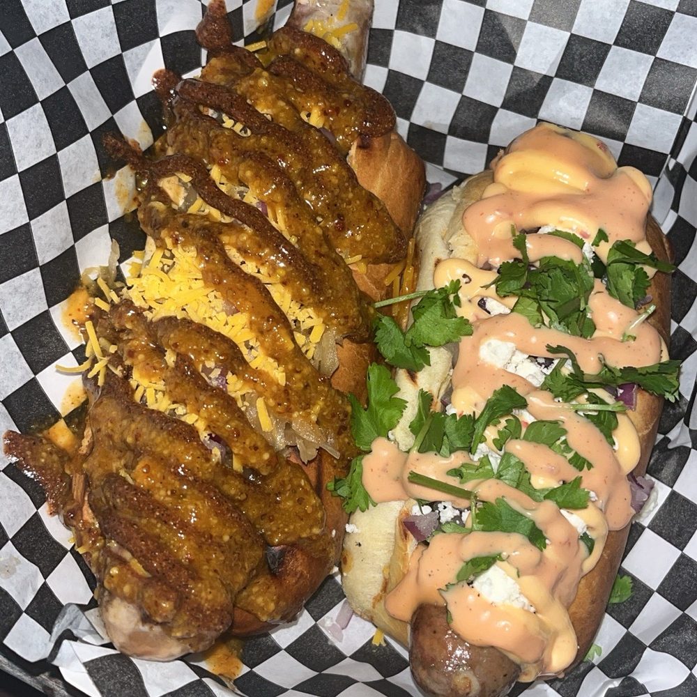 Moon Tower - Dive Bars Near Me - Houston, Texas Moon Tower - Dive Bars Near Me - Houston, Texas