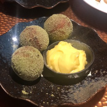 Sasa - Ricotta donuts with lemon custard - Japanese Near Me - Walnut Creek, California Sasa - Ricotta donuts with lemon custard - Japanese Near Me - Walnut Creek, California