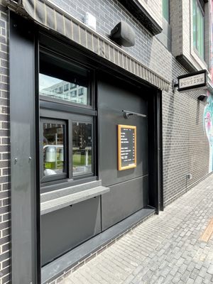 Little West Tavern by null