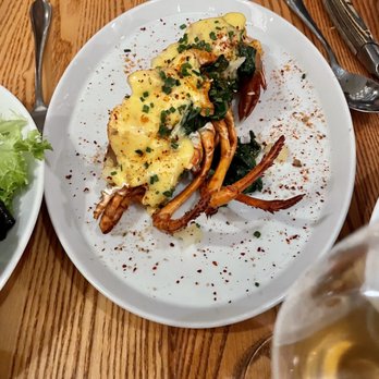 Monarque - Lobster thermidor - Brasseries Near Me - Montreal, Quebec Monarque - Lobster thermidor - Brasseries Near Me - Montreal, Quebec