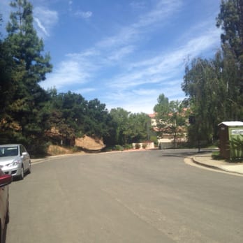 Wilacre Park - Neighborhood back entrance ahead - Parks Near Me - Studio City, California