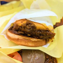 Original Tommy's - Chili cheese burger. Tommy's