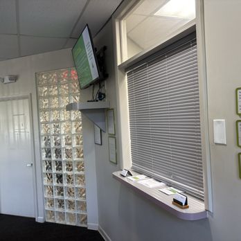 Quest Diagnostics - All automated check in - no human to talk to until they open door to call names - Laboratory Testing Near Me - Cooper City, Florida