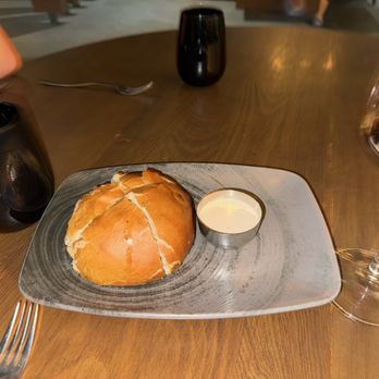 Hunter Steakhouse - Bread and cheese - Steakhouses Near Me - Cancún, ROO