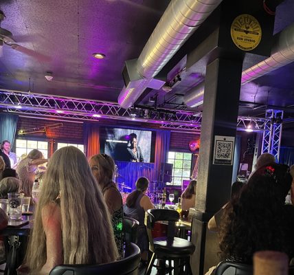 THE VIBE LIVE MUSIC VENUE by null