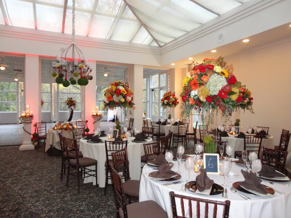 MICHAEL DESIGNS FLORIST Updated September 2024 215 Photos & 25