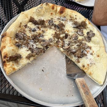 Oak Stone Craft Pizza and Bar - Pizza Near Me - Winchester, Virginia Oak Stone Craft Pizza and Bar - Pizza Near Me - Winchester, Virginia