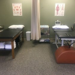 Glinn & Giordano Physical Therapy - Treatment Rooms