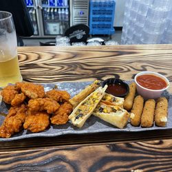 Dogwood Social House O’Fallon - Appetizer platter.