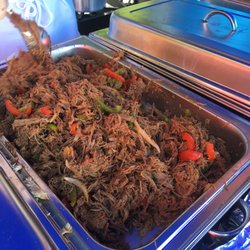 Sonrisa Tamales Catering - We serve our delicious Ropa Vieja at Salsa on St Clair festival!