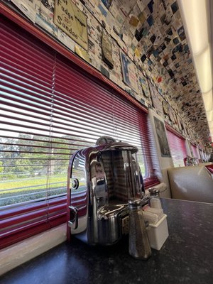 Rock & Roll Diner by null
