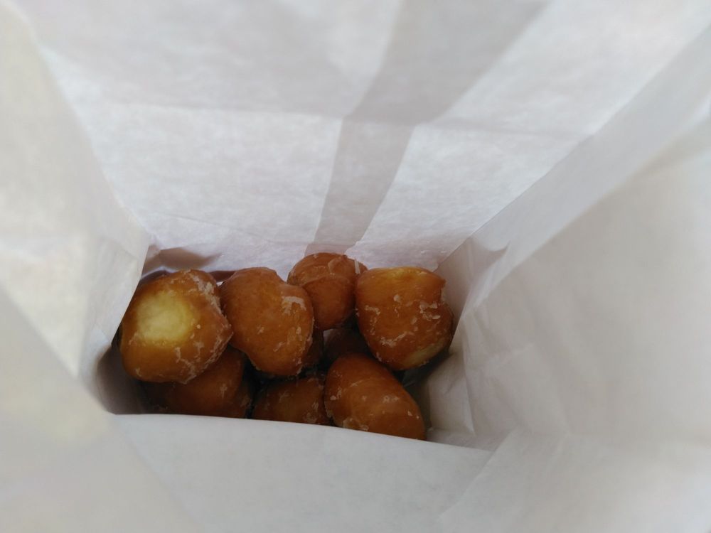 Mikey's Donut King Logo