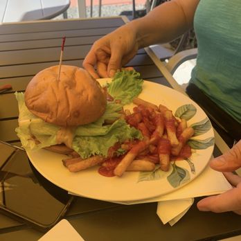 Dock House Deli - Cheese Burger - Delis Near Me - San Diego, California