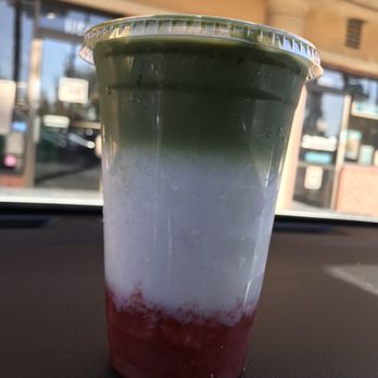 Fresh Box - Strawberry Matcha Latte - bomb.com - Poke Near Me - Concord, California Fresh Box - Strawberry Matcha Latte - bomb.com - Poke Near Me - Concord, California