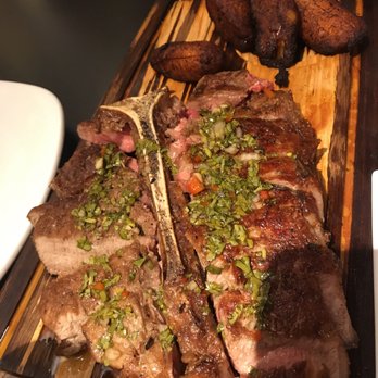 Bocas Grill Brickell - Bars Near Me - Miami, Florida