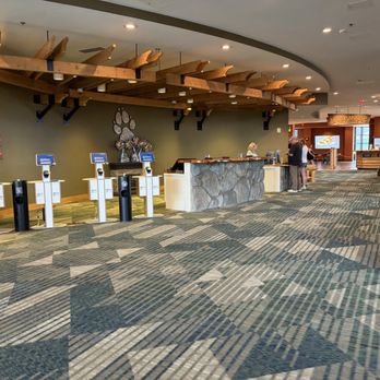 Great Wolf Lodge - Resorts Near Me - Colorado Springs, Colorado