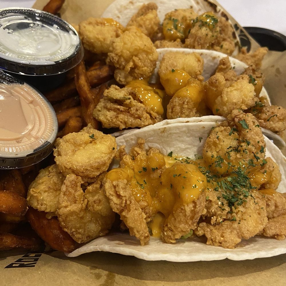 Rock’n Crab - Shrimp tacos with sweet potato fries - Cajun/Creole Near Me - Beaumont, Texas Rock’n Crab - Shrimp tacos with sweet potato fries - Cajun/Creole Near Me - Beaumont, Texas