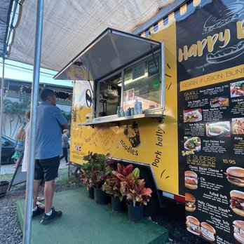 Happy Belly - Ordering window - Food Trucks Near Me - Kihei, Hawaii