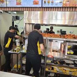 Tex's Chicken and Burgers - Staffed..short wait