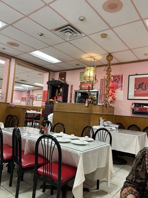Photo of Mayflower Seafood Restaurant - Los Angeles, CA, US. Dining area