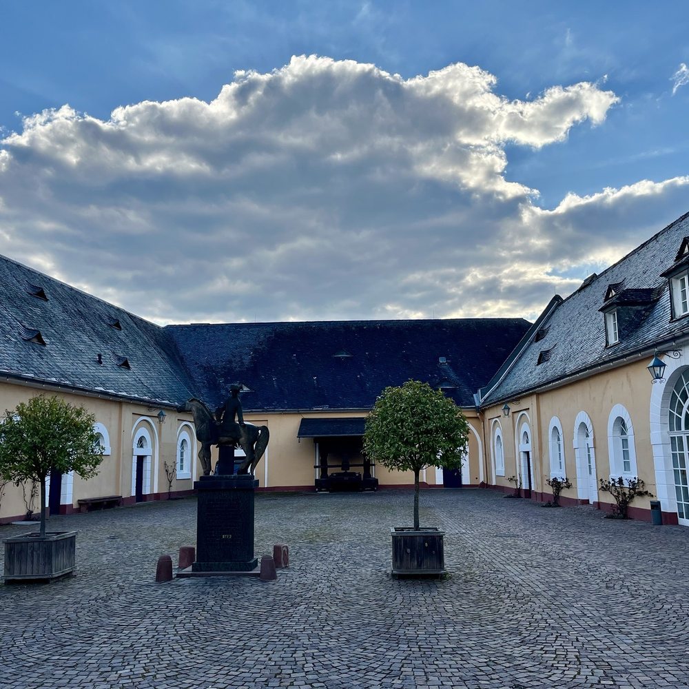 THE BEST 10 CASTLES near RÜDESHEIM AM RHEIN, HESSEN, GERMANY - Updated 2026  - Hours - Yelp, image size:1000x1000