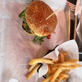Brgr Stop - El Chapo - Burgers Near Me - Coconut Creek, Florida