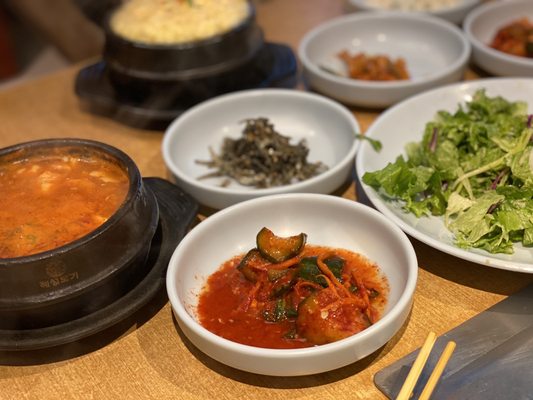 Mo Ran Gak Restaurant by null