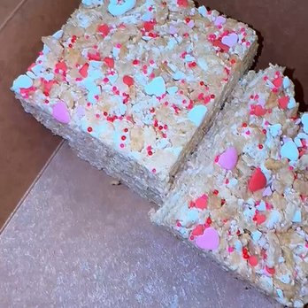 Fox & Fawn Bakehouse - Valentine's Day Rice Krispies - Desserts Near Me - Benicia, California