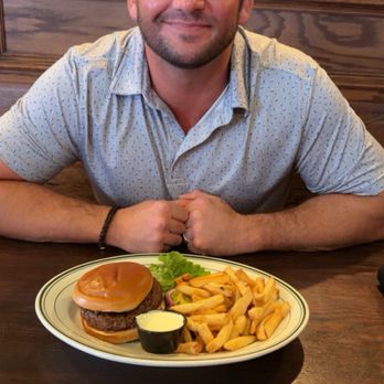 McNellie's South City - Burger night date night! - Irish Near Me - Tulsa, Oklahoma