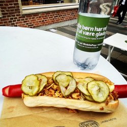 Helles Pølsevogn