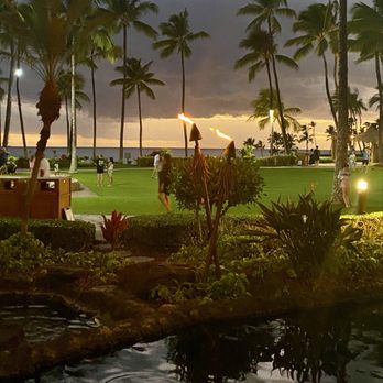 Longhi's - Beautiful ambiance at Longhi's Restaurant tonight was amazing - Seafood Near Me - Kapolei, Hawaii Longhi's - Beautiful ambiance at Longhi's Restaurant tonight was amazing - Seafood Near Me - Kapolei, Hawaii