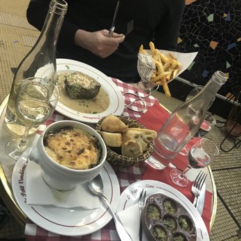 Le Petit Vendôme - Pepper steak, fries, snails, French onion soup - Sandwiches Near Me - Paris, 75