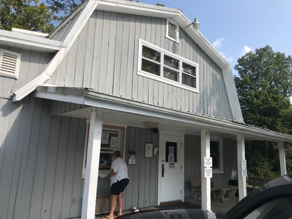 BEAN BLOSSOM ANIMAL CLINIC Updated August 2024 20 Reviews 4915