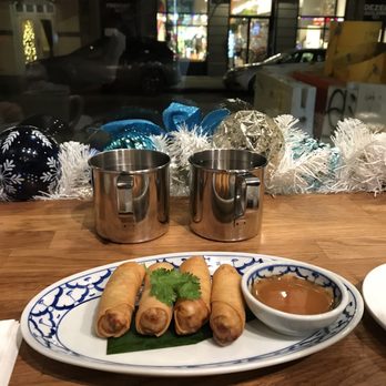 Glur - Vegetable Spring Roll - Thai Near Me - New York, New York