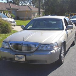 John's Luxury Car Service