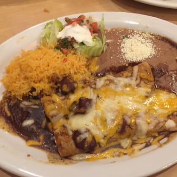 El Sinaloense - Mole enchiladas - Seafood Near Me - San Mateo, California El Sinaloense - Mole enchiladas - Seafood Near Me - San Mateo, California