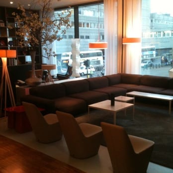 CitizenM Hotel - The lounge. - Hotels Near Me - Glasgow, GLG