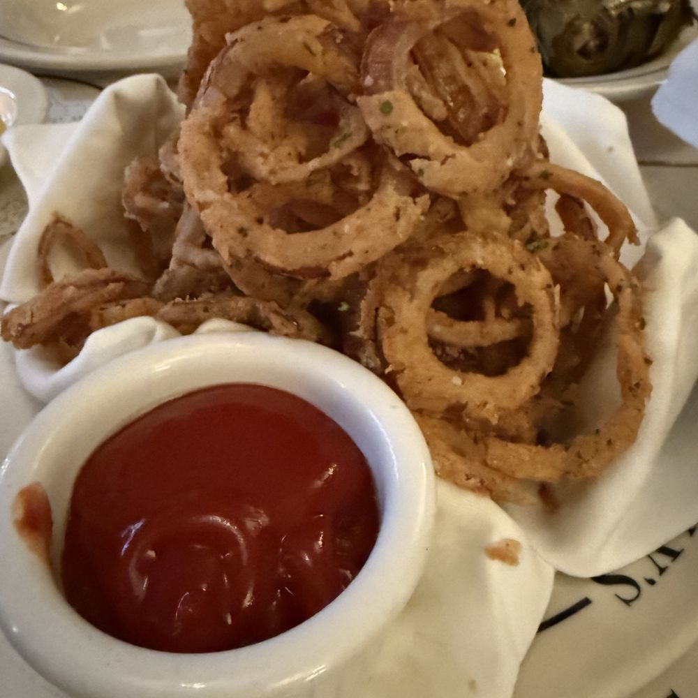 Lucky's - Malibu - Onion Rings - Steakhouses Near Me - Malibu, California Lucky's - Malibu - Onion Rings - Steakhouses Near Me - Malibu, California