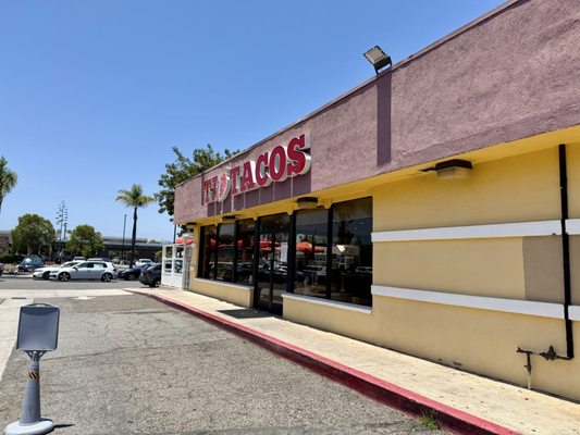 TJ Tacos by null