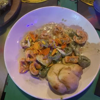 Graffiti Pasta - Tortellini la flor - Italian Near Me - Denton, Texas