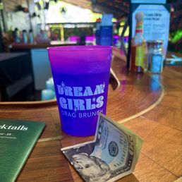 Remember to bring money to tip the queens. The staff will break your bills into $1s.