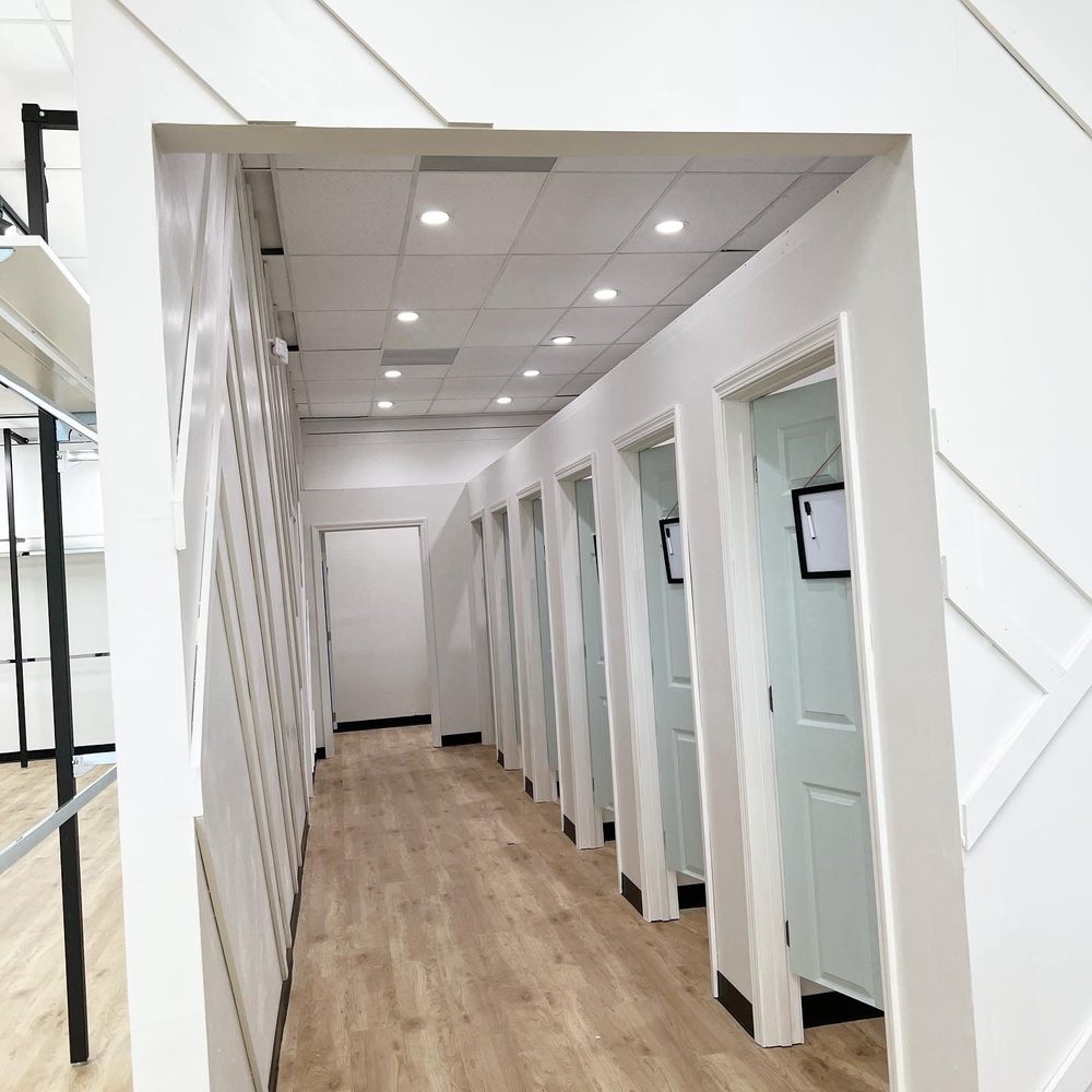 UPTOWN CHEAPSKATE Updated September 2024 12 Photos 1451 Woodruff